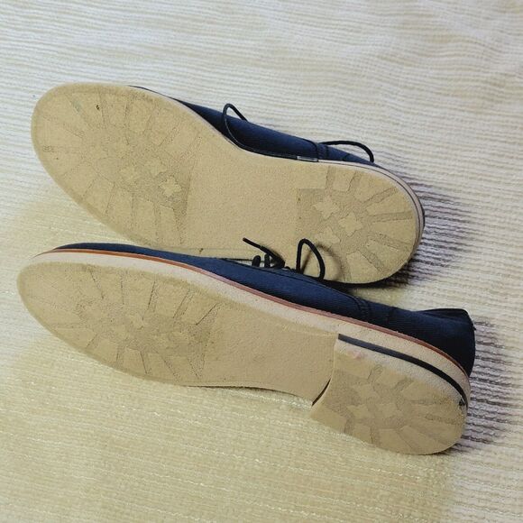 Donald J Pliner Lance Men’s Navy Canvas Oxford Style shoes SZ 10.5 - Picture 4 of 4